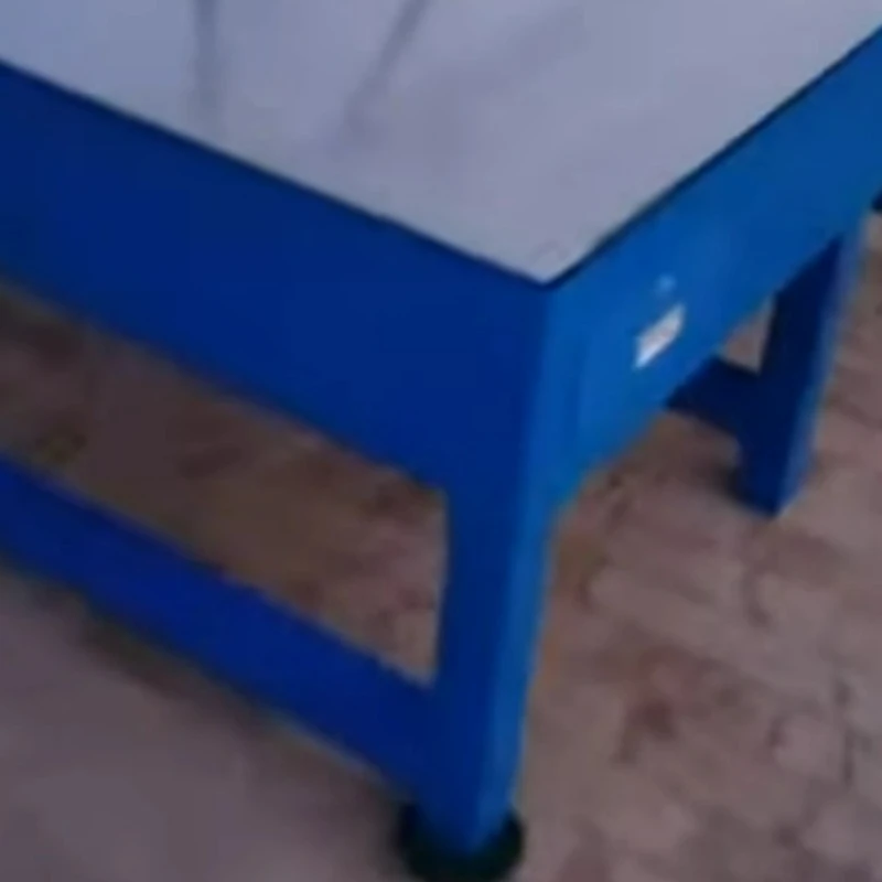 Platforma pre inšpekciu oceľových plechov